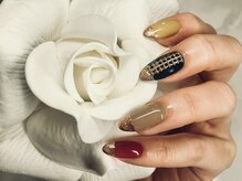 ネイルサロンアンドスクール ブロッサ(BLOSSA)