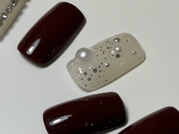 アンフェイド 富山(UNFADE.)/ボルドーネイル