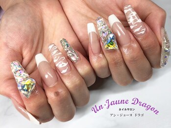 アン ジョーヌドラゴ/【ロングネイル】ベージュネイル