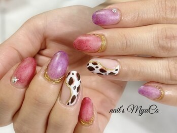 ネイルズミューコ(nail's MyuCo)/大人のダルメシアンネイル