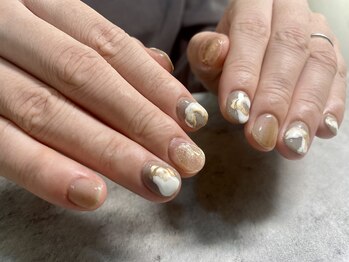 ウルオイネイル(uruoi nail)/