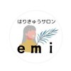 エミ(emi)のお店ロゴ