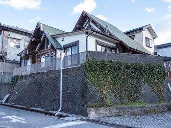 骨格矯正 高岡整体院アンドスクール 高知店の写真/【南国/介良/パワーセンター付近◎】温かみのあるログハウスでゆったりくつろぎながら効果を実感★