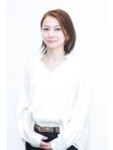 ザ シー タイムレスビューティ(THE SHE) 岡本