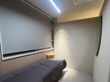 銀座山元鍼治療院の雰囲気（清潔感のあふれる施術室でお待ちしております♪）