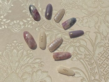 ポム(pom)の写真/【丁寧ケア&パーツ込*定額オフィスネイル¥6000】20種から選べる♪季節に合わせた大人上品×トレンドアート