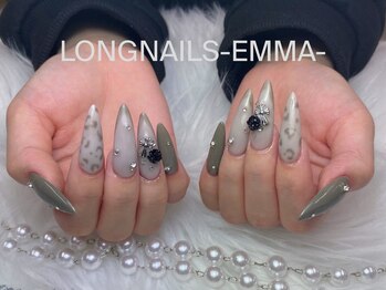ロングネイルズ エマ(LongNails-Emma)/アクリルスカルプ持込ゴージャス