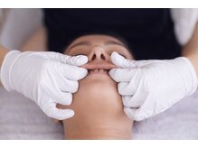 サロンチオリ 烏丸(Salon Chiori)/マリオネットライン、二重あご