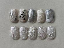 ネイルアンドアイラッシュ アールイー(Re)/