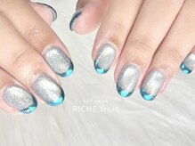 リッシュ トロワ(RICHE trois)/ミラ-フレンチアイスブル-ネイル