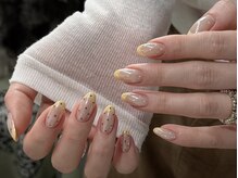 ドラネイル(Dola Nail)の雰囲気(イエローフレンチにドット柄がほんわり可愛いネイル☆*☆)