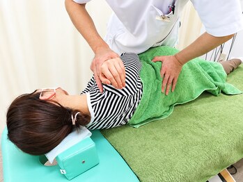 あさかわ鍼灸整骨院の写真/初めて利用する方でも安心♪分かり易いカウンセリングとやさしい丁寧な施術で素早く根本改善！満足度◎