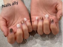 ネイルズアリー 立川店(Nails ally)/変形フレンチ×ミラー×シアー