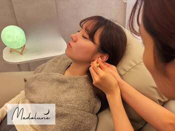 マドルネ(Madolune)/耳ツボ