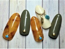 ホームネイルサロン 戸田 ミハ フルーラ(Home Nail Salon Mija Flura)/ラグジュアリー　￥7980　T178L