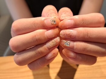 ポノ(pono)の写真/オフィスでもOKなシンプルネイルもお任せ♪ナチュラルなカラーが豊富！シンプルだけど周りと差をつける！
