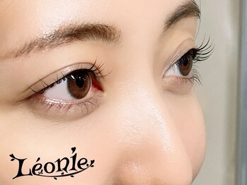 レオニー(Leonie)の写真/まつ毛を根元から立ち上げて、目元の可愛さを最大限に引き出します☆自然だけど華やかな印象に♪