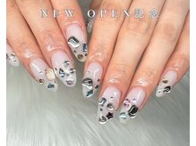 ストーンネイルフレンチネイル