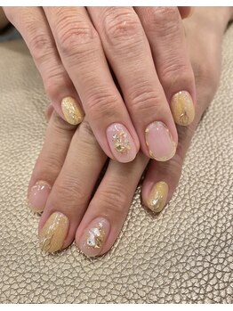 ヴェールサラン(Veil Saran)/押し花ネイル