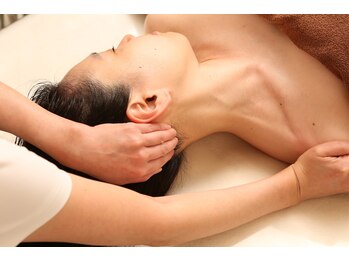 サロンドエステ ルヴニール(salon de esthe revenir)/首回りもスッキリ