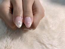 アンドクラッシィ(&classy.)/ラメとハートホロの大人シンプル