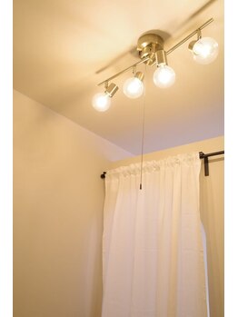 ホワイトアイ 甲府上石田(WHITE EYE)/【山梨/甲府】アイブロウ/眉毛