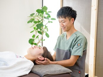 ひかり整体院の写真/国家資格×現場での実績アリの実力派整体師による一人一人に合わせたオーダーメイド施術をご提供!