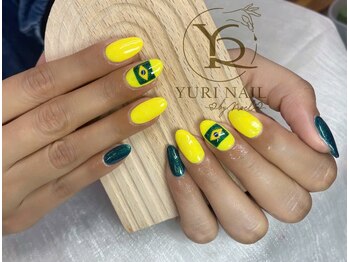 ユリナリタ(YuRi Narita)/