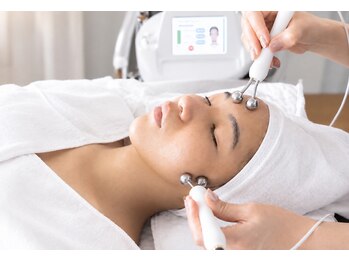 エム ビューティー(M Beauty)の写真/セルラムで全方位からのアプローチをご実感♪【英国発の特許技術をベースに独自手技でバージョンアップ!】