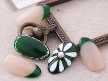 カラーズ 浜松店(colors)/ぷっくりフラワーネイル