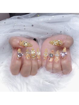 アミネイル(Ami Nail)/ワンホンガーリーネイル