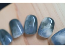 クロ(KURO)/もやもやネイル