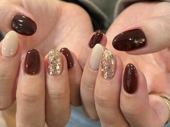 アイネイルズ 渋谷店(I nails)/【Karin.m】ブラウンラメ