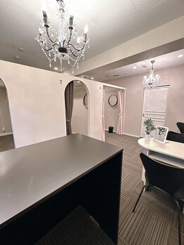 小顔フェイスラボ 西尾店(小顔 Face Labo.)/小顔 Face Lab西尾店：内観