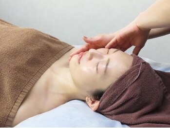 ジル(JilL)の写真/今話題の肌育施術が当店で受けられる◎【Wiqo(ワイコ)水光ピール＋幹細胞水光ジェット¥13500→¥9900】
