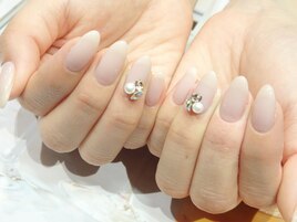 シンプルベージュネイル