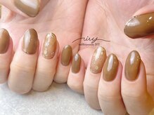 アイヴィー(IVY)/奥行きラメデザイン