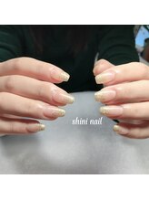 シンイサロン(shini salon)/ゴールドラメグラ☆