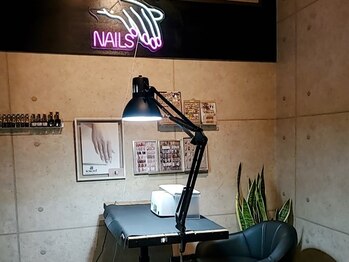 ナーゲルシャイニー(Nagelshiny)の写真/【最終23時迄】持ち込み可能な定額コースが豊富♪大人かわいいを目指す20代に人気のサロン♪KOKOIST登録店