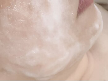 リシア(RECIA)の写真/酵素ピーリング付フェイシャルで古い角質をオフして気になる毛穴をスッキリ！