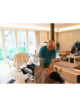 首・肩のつらさを改善したい