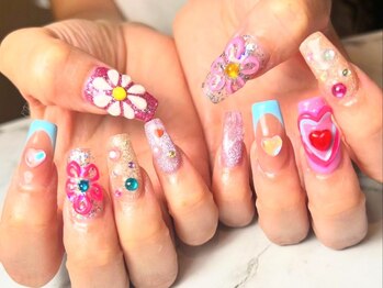 アムール 川崎店(amour)の写真/【派手ネイル好きな方は１２０分アート・パーツ込みメニューがおすすめ！】持込デザインもOK★