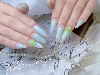 ジースタジオ(G.Studio)/夏っぽいチーク