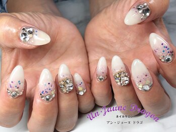 アン ジョーヌドラゴ/【自爪ネイル】ホワイトネイル