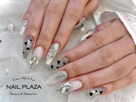 キラキラネイル