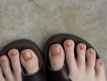 アース コアフュールボーテ ふじみ野店(EARTH coiffure beaute)/フットデザイン 9000円