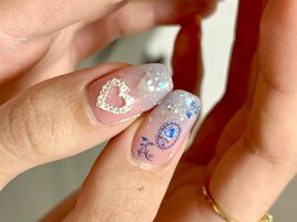 フレンチガーリーネイル