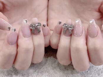 プライズアイリス アイラッシュ 池袋東口店(prize Iris eyelash)の写真/[韓国風ワンホンネイル定額デザイン¥6600]で最旬トレンドネイルを★流行は先取り!「魅せるネイル」を提供◎