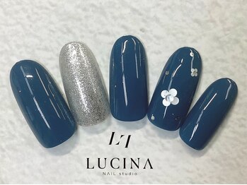 ネイルスタジオ ルキナ(LUCINA)/c-480 シンプルホロフラワー