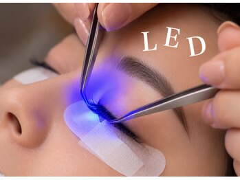 アフェプラス トータルビューティーサロン 香里園店(affe+ total beauty salon)の写真/【LED専門店】キープ力抜群!圧倒的なモチの良さが人気の秘密◎プラス料金なしでLEDエクステ♪